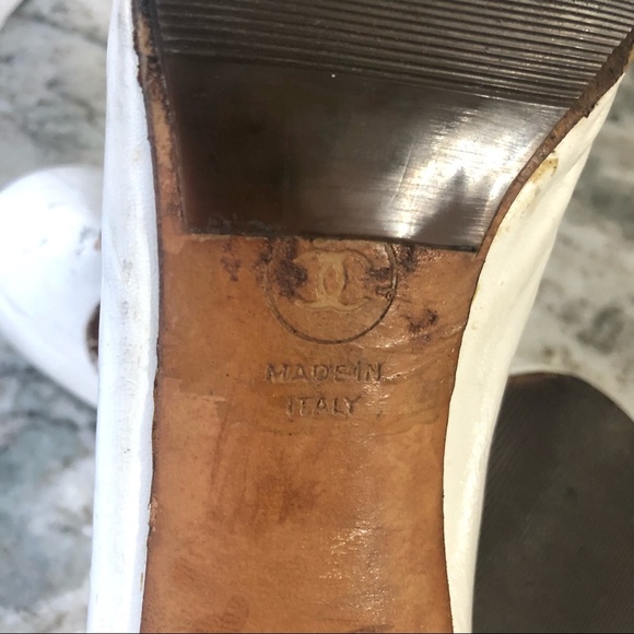 SOLD | CHANEL Black White Heels 6.5 - Picture 9 of 10